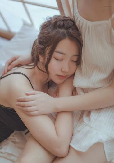 裙子底下的怪兽