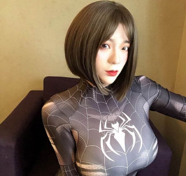 艳姬与妖姬